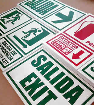 Fotoluminiscente base Celtex Señal fotoluminiscente en base celtex